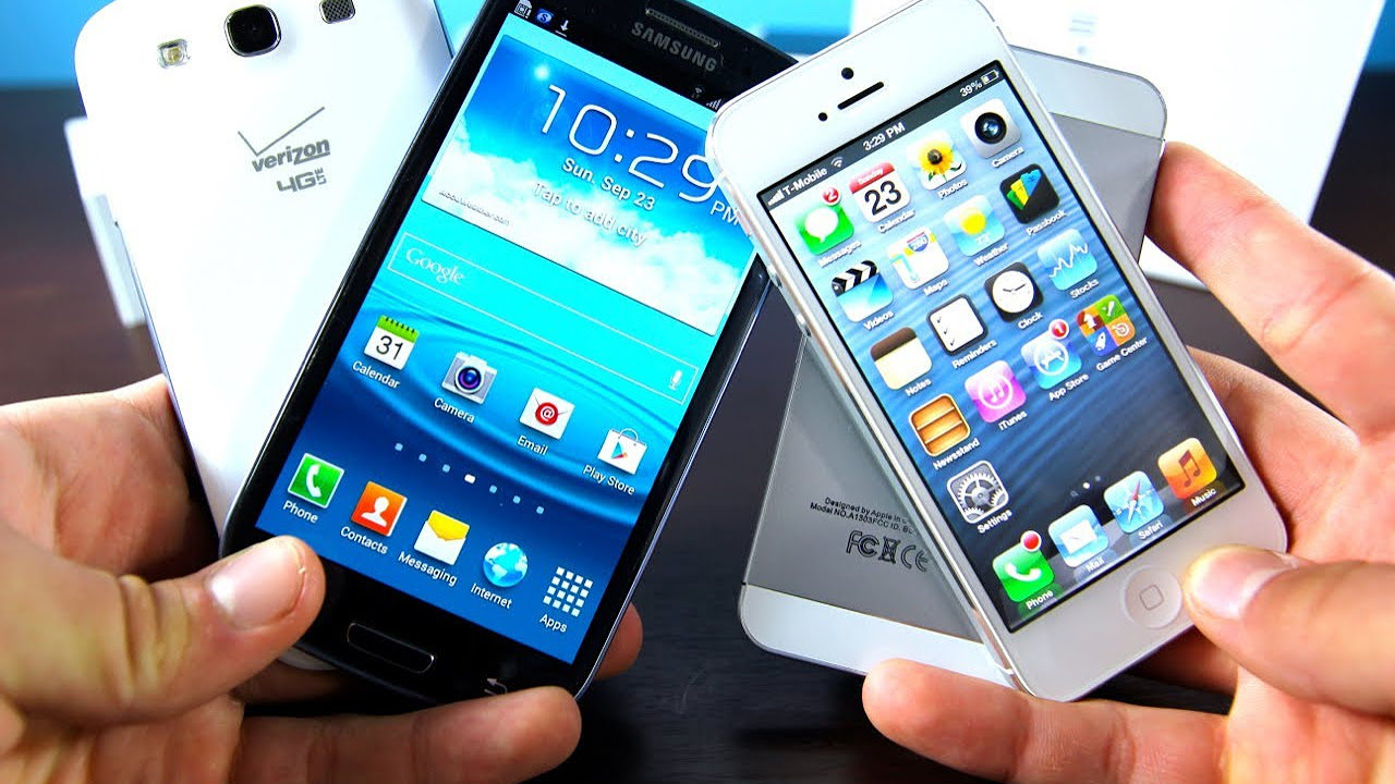 Почему самсунг лучше. Ayfon 5 vs Samsung Galaxy g313. Samsung Galaxy s3 vs s5. Айфон vs самсунг Интерфейс. Какой телефон лучше Техно или самсунг.