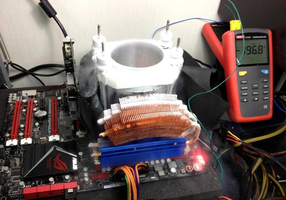 Греется цп. Оверклокинг процессора Intel. Разгон компонентов компьютера (Overclock). Охлаждение процессора жидким азотом. Охлаждение ПК азотом.