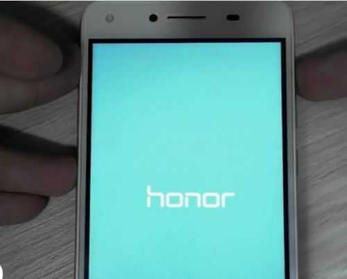 Huawei телефон включается. Хонор 7а не включается. Что делать если Honor не включается. Хонор 5а Хард ресет. Хонор смартфон синий экран.