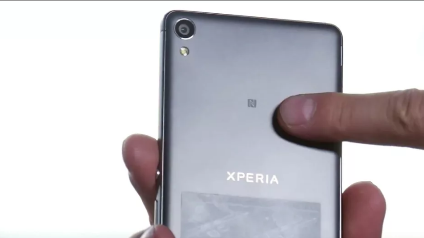 Перезагрузка sony. Xperia z1 кнопка перезагрузки. Перезагрузка Sony Xperia z1 кнопка перезагрузки. Sony Xperia с отпечатком пальца сбоку.