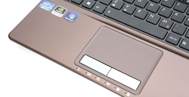 Индикаторы ноутбука леново. Тачпад на ноутбуке ASUS k53s. Индикаторы ноутбука асус k53s. Ноутбук ASUS k53s. ASUS ZENBOOK Touchpad.