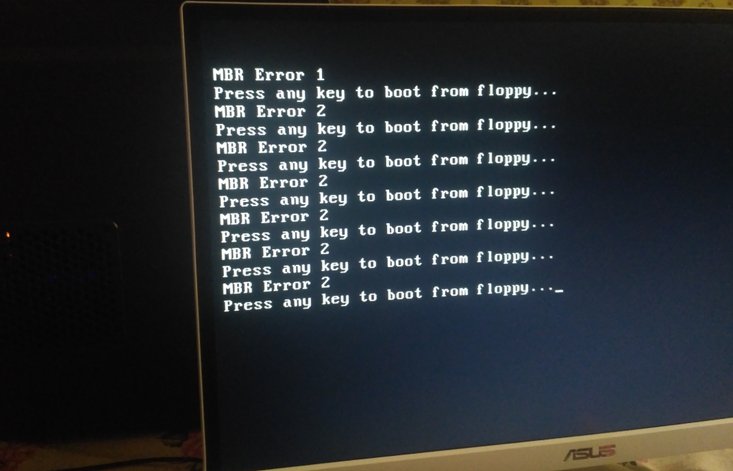 Redscript compilation has failed. MBR Error 1 Press any Key to Boot from floppy. МБР еррор 1. MBR Error 2 Press any Key to Boot from floppy. Ошибка 000001.