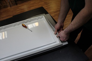 Возможные способы замены резинки холодильника