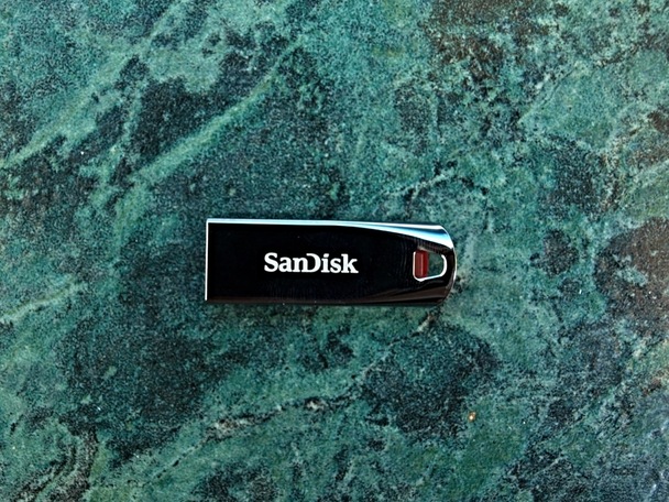 Забыл пароль от флешки sandisk