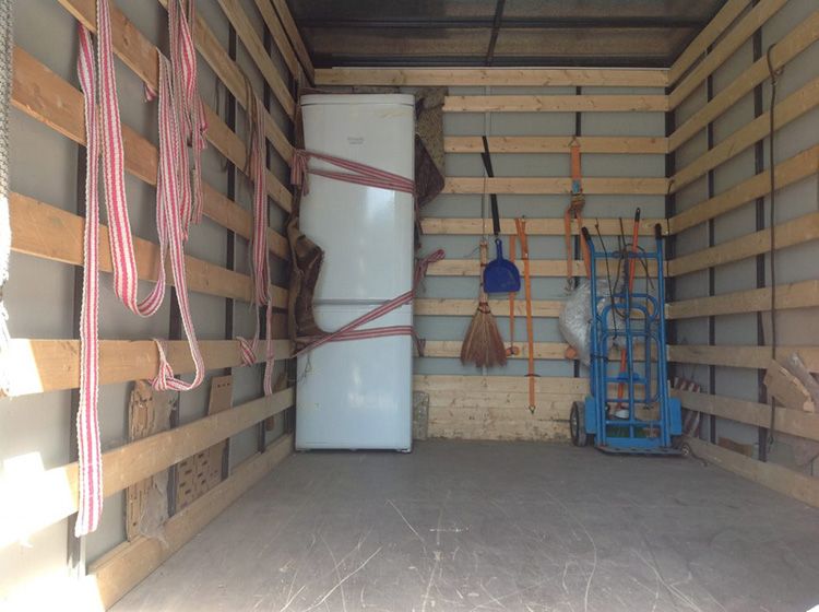 При правильной перевозке и фиксации полностью исключено смешивание хладагента с маслом компрессора