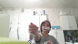 Как не надо снимать видео о приготовлении еды или прикол как хотела научить делать тесто