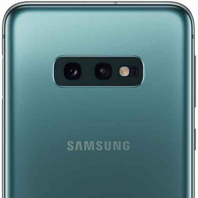 Смартфоны с хорошими камерами: Samsung Galaxy S10e, Galaxy Note 10, Huawei P30 Pro, OnePlus7 Pro, Honor 20 Pro, iPhone 11