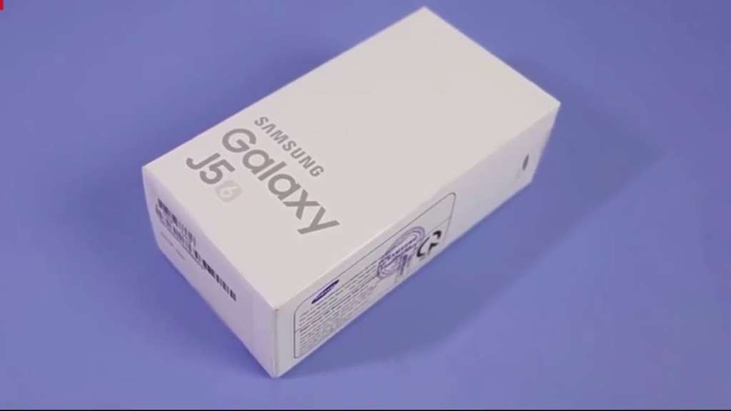 Samsung Galaxy J5 2016 коробка