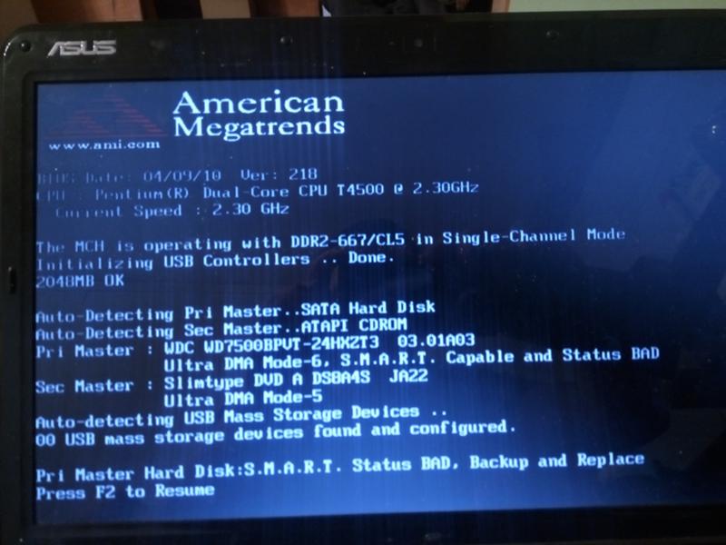 Asus не работает usb. Черный экран на ноутбуке при включении ASUS. При включении компьютера черный экран с надписями биос. Не включается ноутбук ASUS черный экран. Не запускается ноутбук асус.