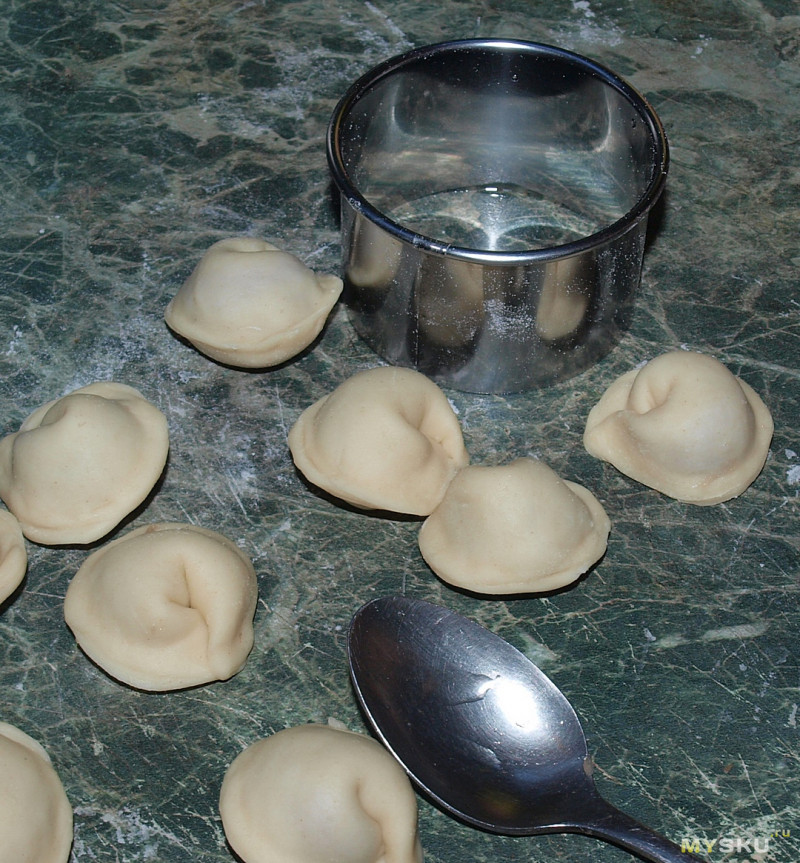 Тесто для пельменей домашних на воде с яйцами пошаговый рецепт с фото классический