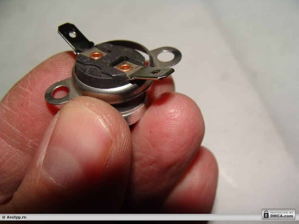 Температурный датчик: вид с обратной стороны